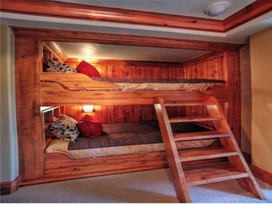 Three Bedroom Vacation Rental - Communal Pool -  So Cool!