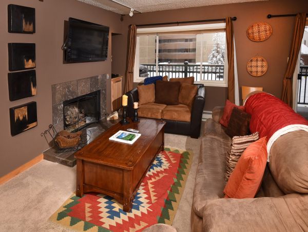 Two Bedroom Walk to Lift Vacation Condo in Vail