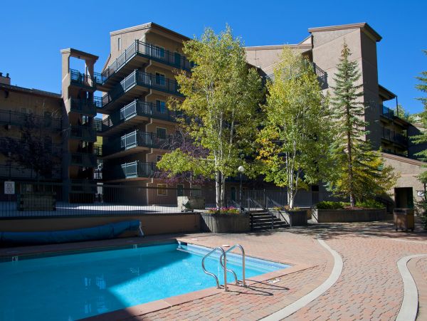 Two Bedroom Walk to Lift Vacation Condo in Vail