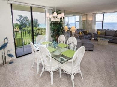 Dining area seats six