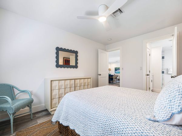 Sanibel Island Three BedroomNEW REMODEL POOL HOME SUPER CLOSE TO BEACH!
