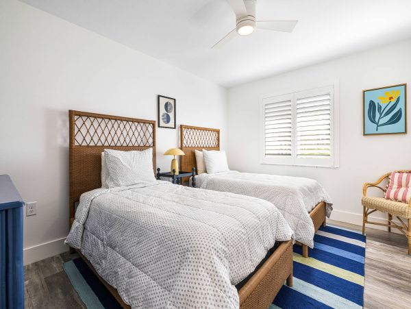 Sanibel Island Three BedroomNEW REMODEL POOL HOME SUPER CLOSE TO BEACH!
