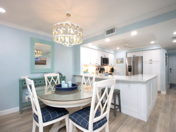 Charming Sanibel Gulf-Front Condo with Stunning Views
