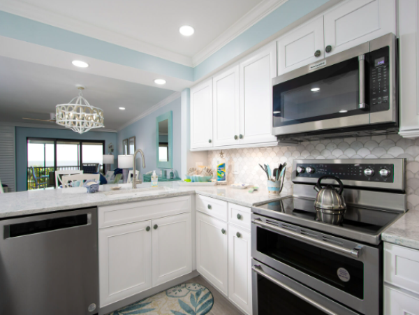 Charming Sanibel Gulf-Front Condo with Stunning Views
