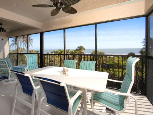 Charming Sanibel Gulf-Front Condo with Stunning Views
