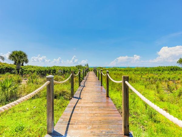 Steps To Beach 2 Bedroom Sanibel Condo