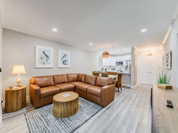 Steps To Beach 2 Bedroom Sanibel Condo