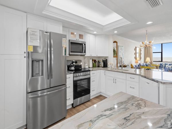 Sanibel Two Bedroom Vacation Condo with Expansive Gulf Views