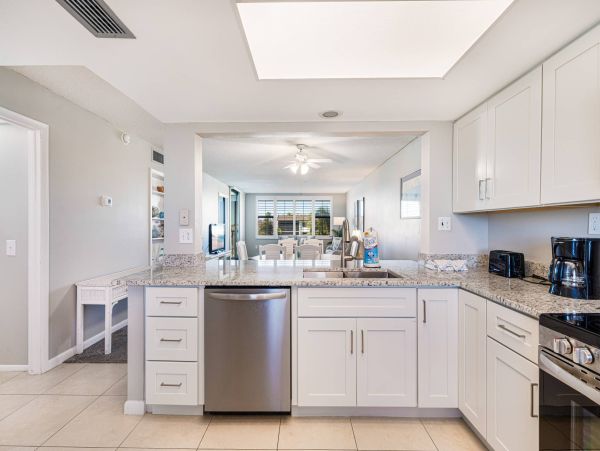 Sanibel Island Gulf View Vacation Rental - Dog Friendly Condo with Pool & Tennis