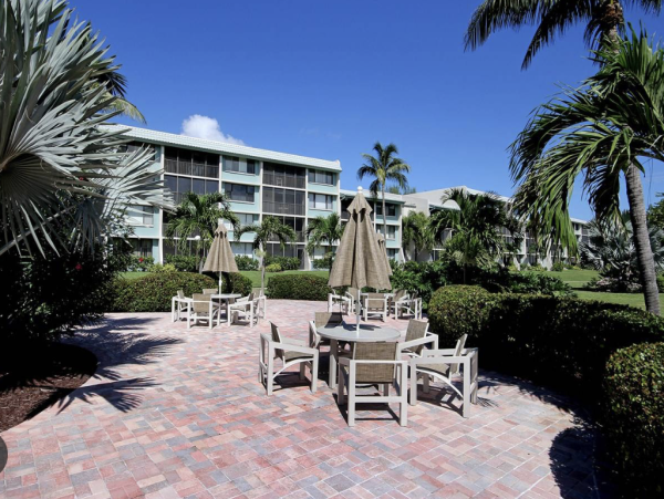 Sanibel Island Gulf View Vacation Rental - Dog Friendly Condo with Pool & Tennis