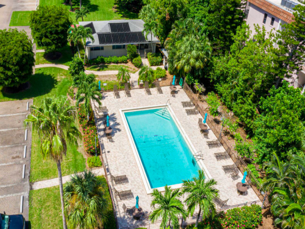 Sanibel Luxurious Gulf-Front Condo with Stunning Views & Coastal Elegance