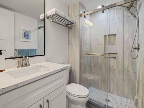 Sanibel Luxurious Gulf-Front Condo with Stunning Views & Coastal Elegance