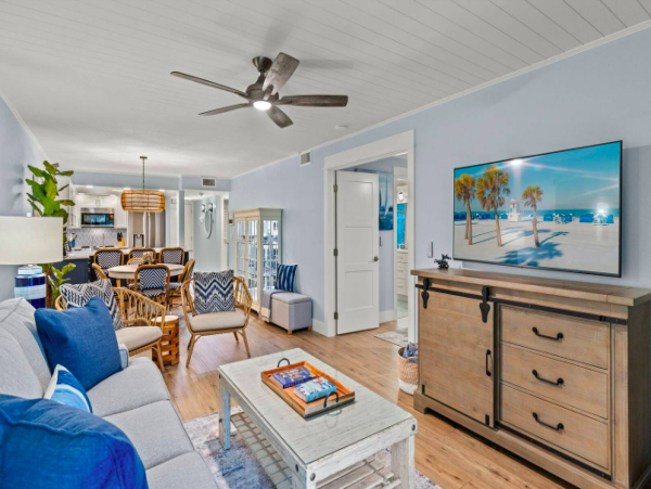 Sanibel Luxurious Gulf-Front Condo with Stunning Views & Coastal Elegance