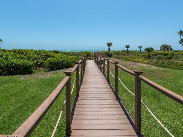 Sanibel On Beach Vacation Condo 2 Bedrooms Partial Gulf View