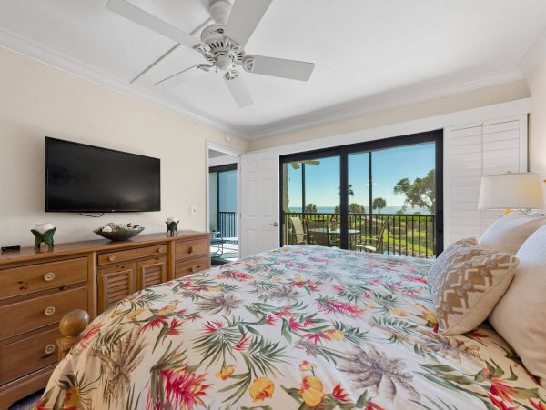 Sanibel On Beach Vacation Condo 2 Bedrooms Partial Gulf View