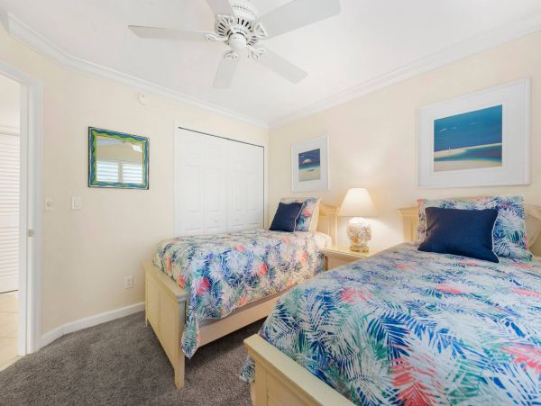 Sanibel On Beach Vacation Condo 2 Bedrooms Partial Gulf View