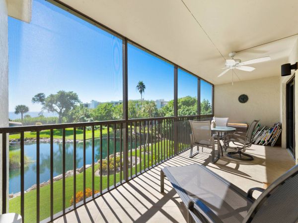 Sanibel On Beach Vacation Condo 2 Bedrooms Partial Gulf View