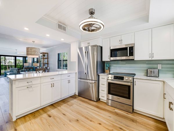 WOWE New Arrival Two Bedroom Sanibel Beachside Rental Remodel, Views!