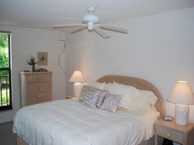 Sanibel Vacation Condo for Rent - Two  Bedrooms - Pool