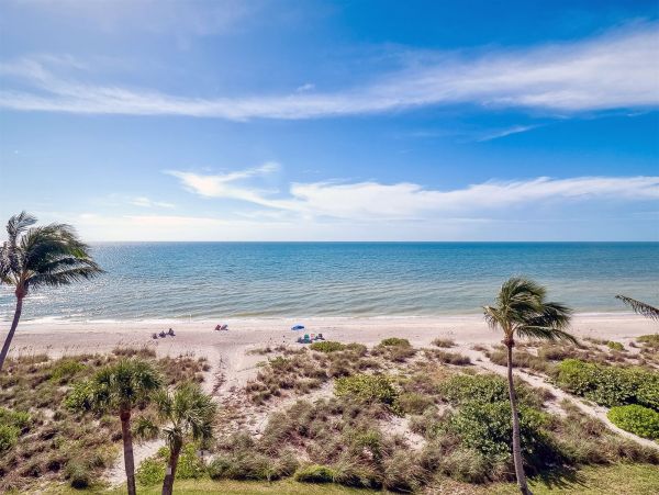 Sanibel Island Vacation Rental | Gulf Front Luxury Condo with Rooftop Deck
