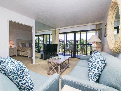 Two Bedroom Sanibel Condo with Distant Gulf Views Sleeps 6