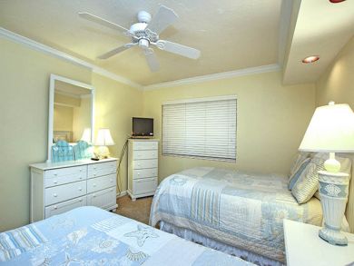 Twin Bedroom