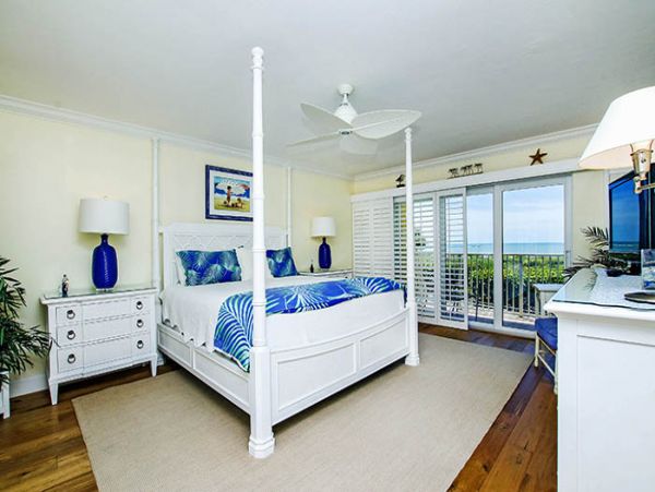 Full Gulf Views at this 3 Bedroom Sanibel Vacation Condo