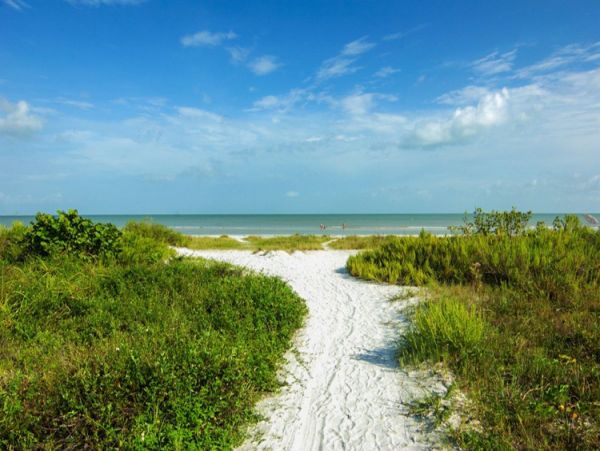 Exceptional Beach Views from Sanibel Vacation Condo.