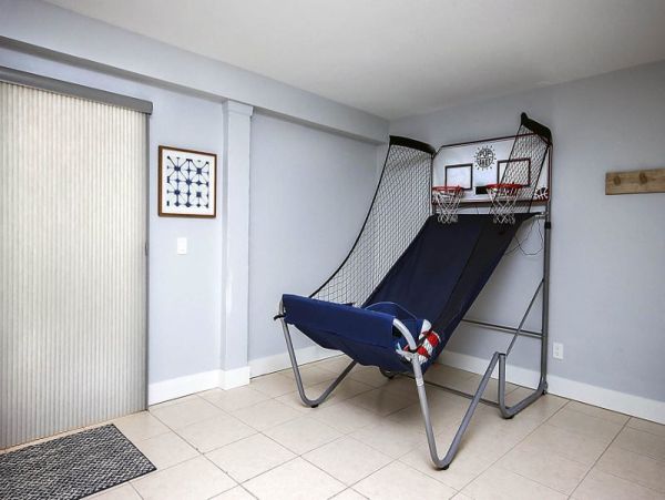 Three Bedroom Beautifully Renovated Vacation Home