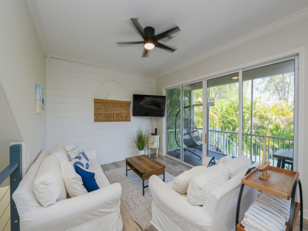 Holmes Beach Luxury 3 Bedroom Rental Private Outdoor Pool - additional view, photo 3