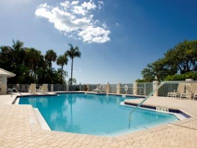 Community pool