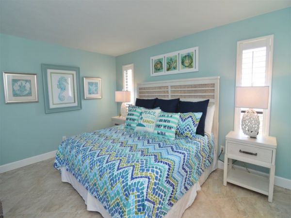 Fort Myers Vacation Rental Sleeps Six Guests.