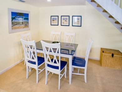 Dining room seats six