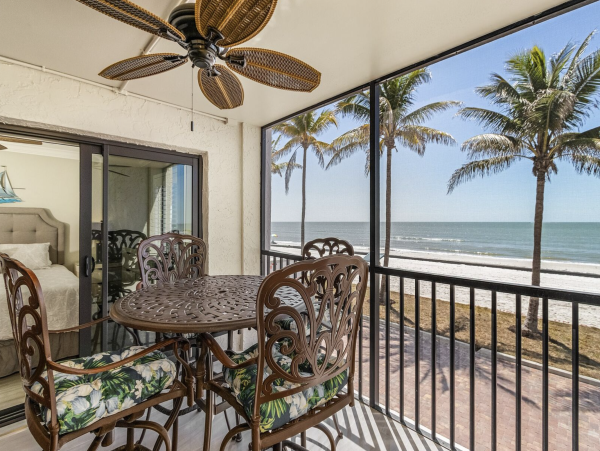 Fort Myers Beach Vacation Rental | 2-Bedroom Condo with Pool & Gulf Views
