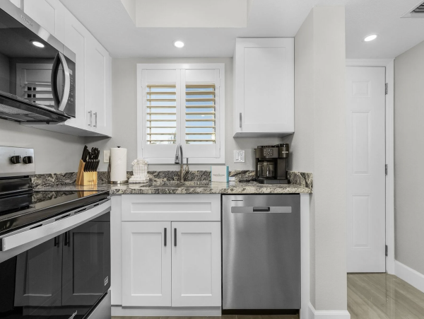 Fort Myers Beach Vacation Rental | 2-Bedroom Condo with Pool & Gulf Views