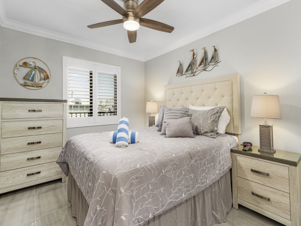 Fort Myers Beach Vacation Rental | 2-Bedroom Condo with Pool & Gulf Views