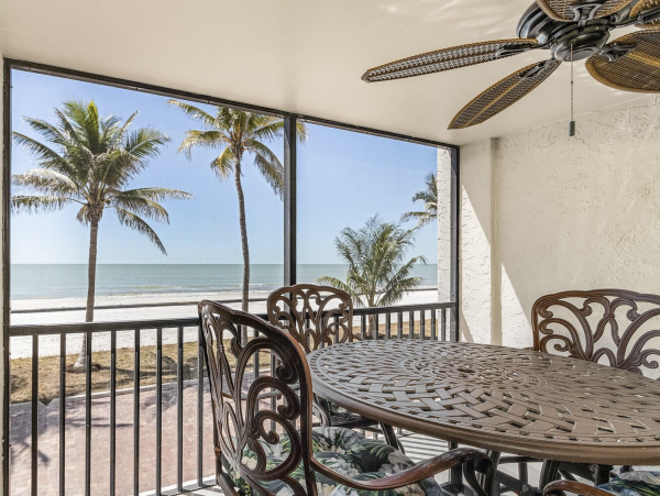 Fort Myers Beach Vacation Rental | 2-Bedroom Condo with Pool & Gulf Views