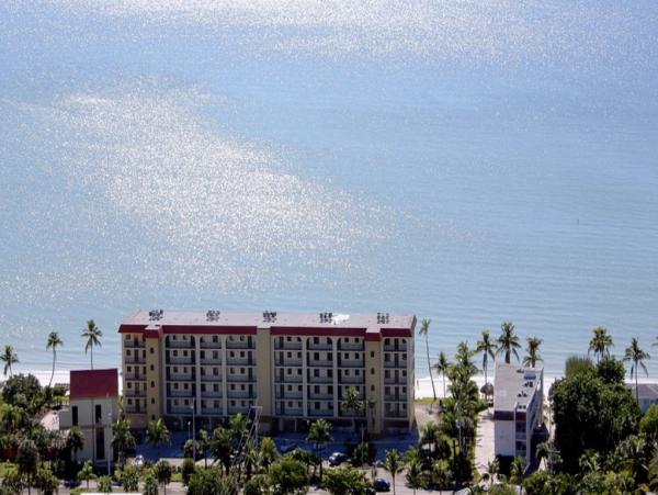Fort Myers Beach Vacation Rental | 2-Bedroom Condo with Pool & Gulf Views