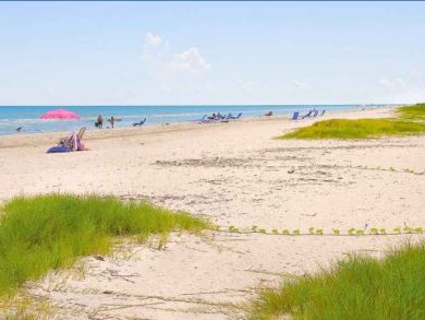 Sanibel Vacation Condo Sleeps Six Guests
