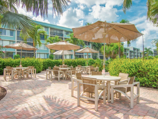 Sanibel Beach Two Bedroom Condo Sleeps 8 Guests