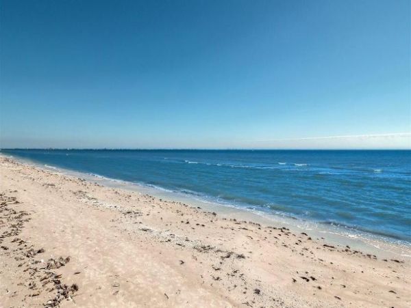 Sanibel Beach Two Bedroom Condo Sleeps 8 Guests