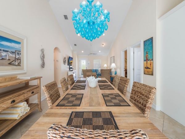 Rental Luxury All The Way Ground Level 4 Bedroom 4 Bath