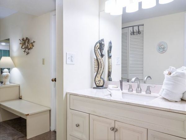 Anna Maria Island Beach Front 2 Bedroom Vacation Condo.