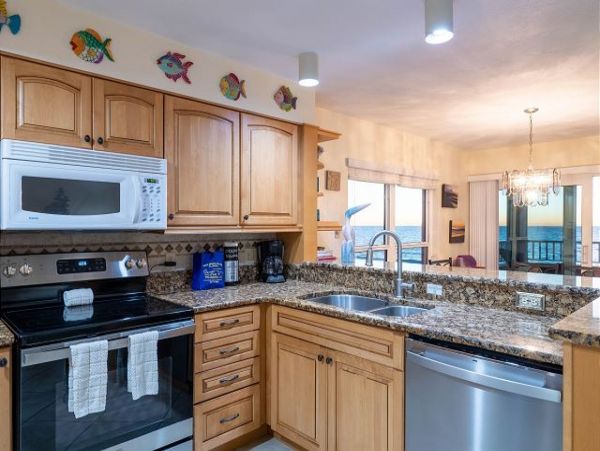 Anna Maria Island Beach Front 2 Bedroom Vacation Condo.