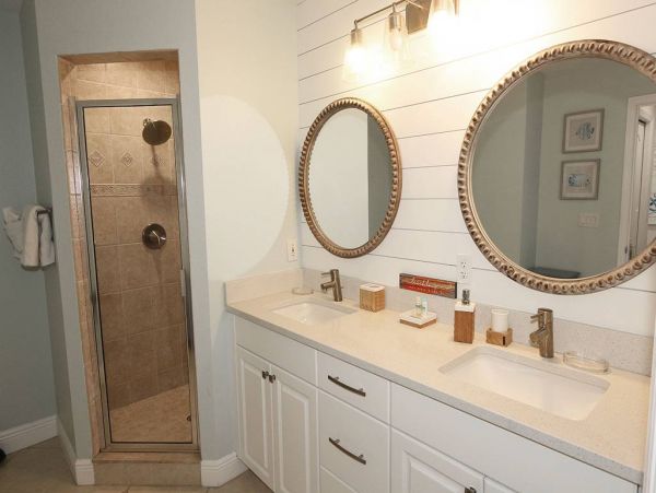 Bradenton Beach Luxury Condos with Two Bedrooms Bay Views