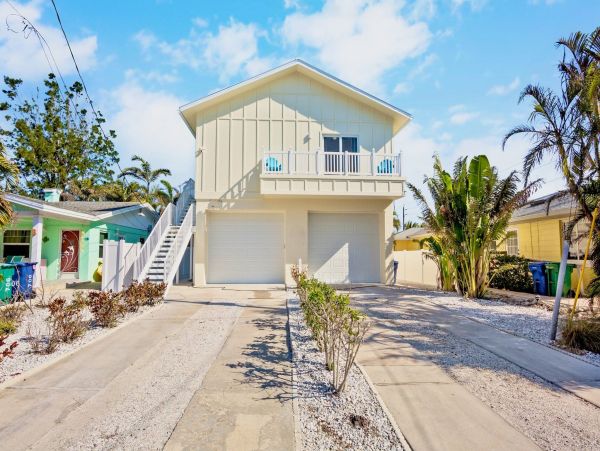 North Anna Maria Island Rental Two Bedroom Pool Home