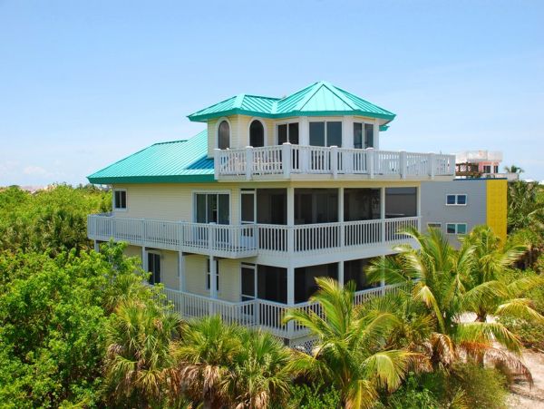 Beautiful Captiva Vacation Rental Home with Hot Tub