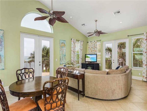 Captiva Four Bedroom Luxury Home Steps from the Beach