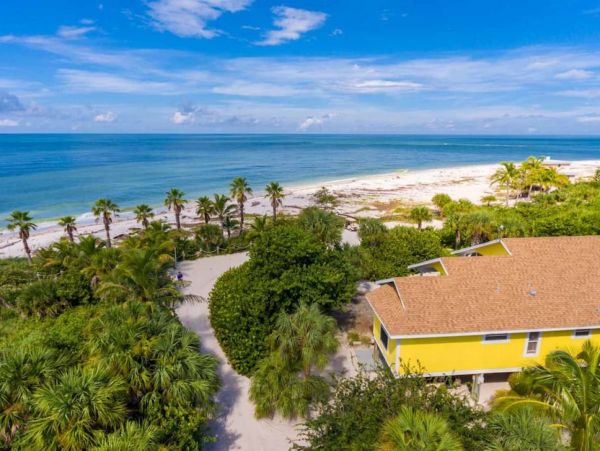 Beachfront Island Retreat on North Captiva with Pool Access