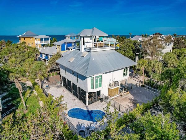 Captiva Island Four Bedroom Extraordinary Vacation Residence